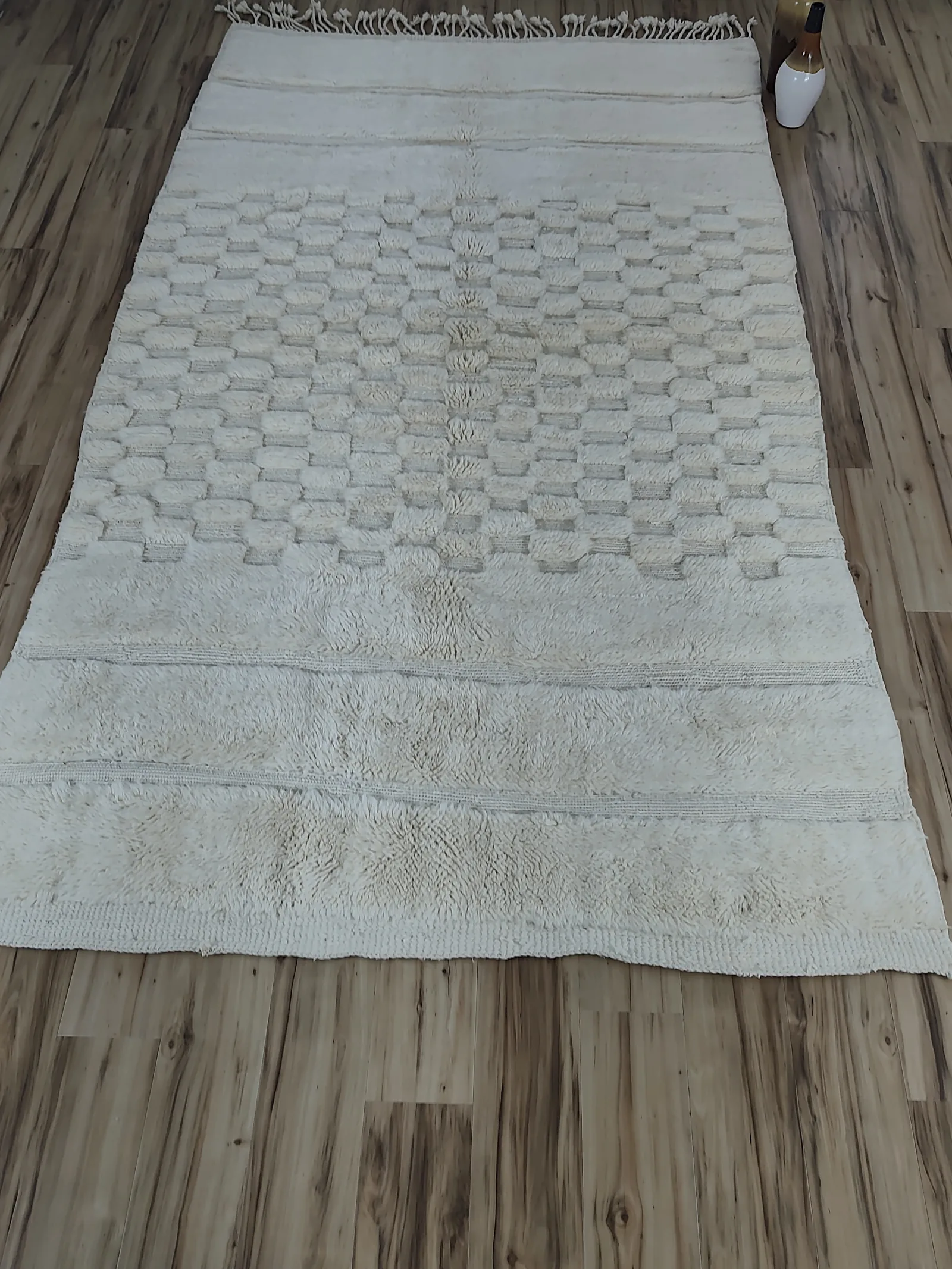 Dassine — Beni Ourain Moroccan Rug, detail view 6 of 15