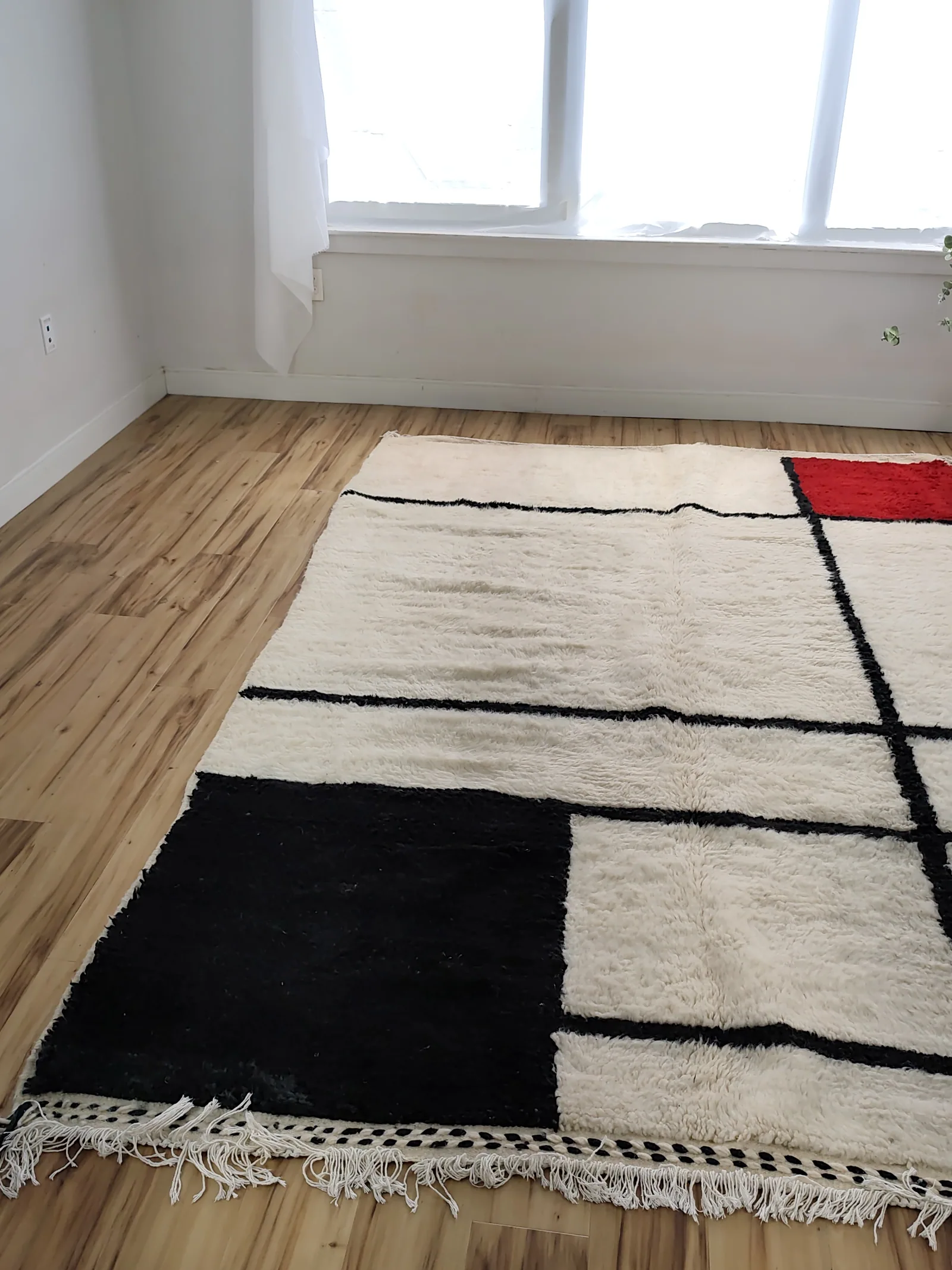 Kawtar &mdash; Moroccan rug, view 4 of 20
