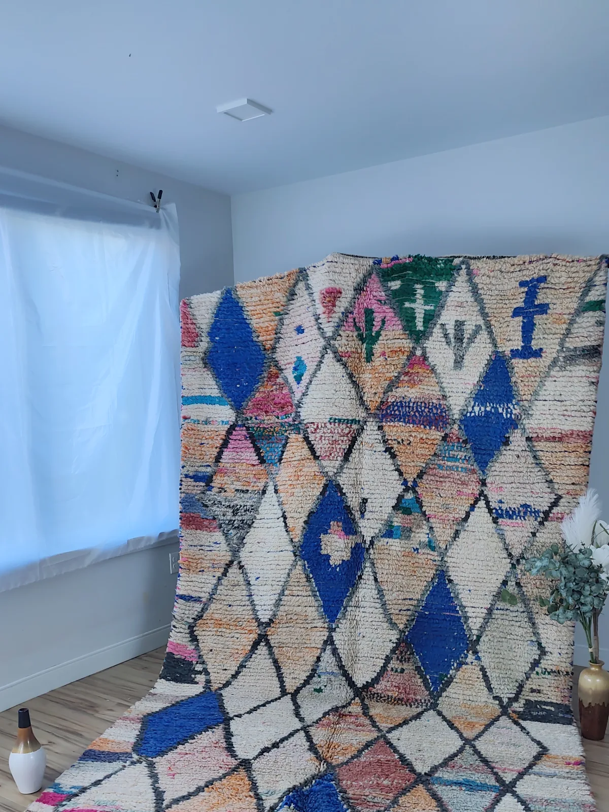 Ivory Boujaad rug with fine diamond lattice and multicolor geometric field