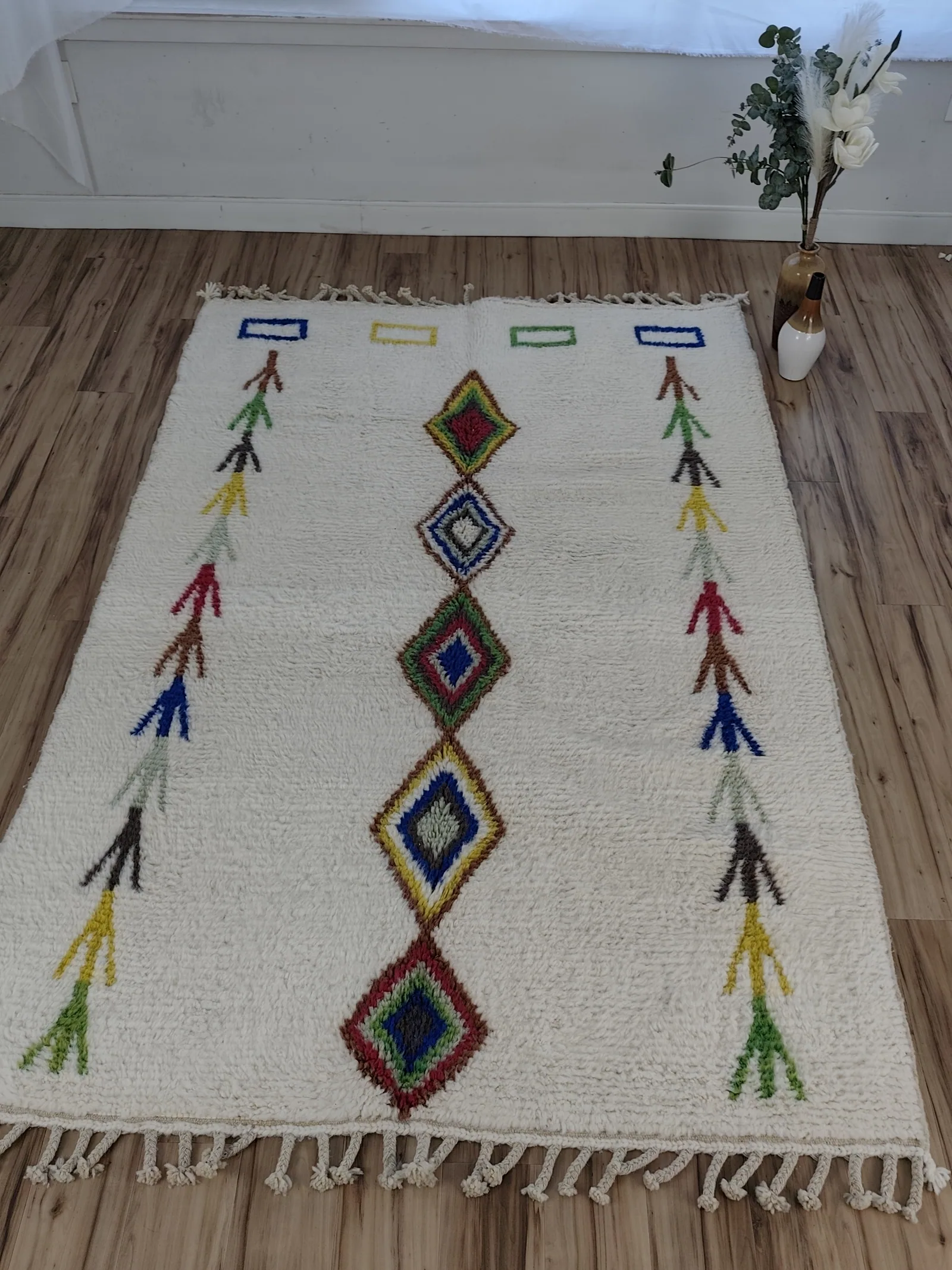 Samia &mdash; Moroccan rug, view 2 of 20