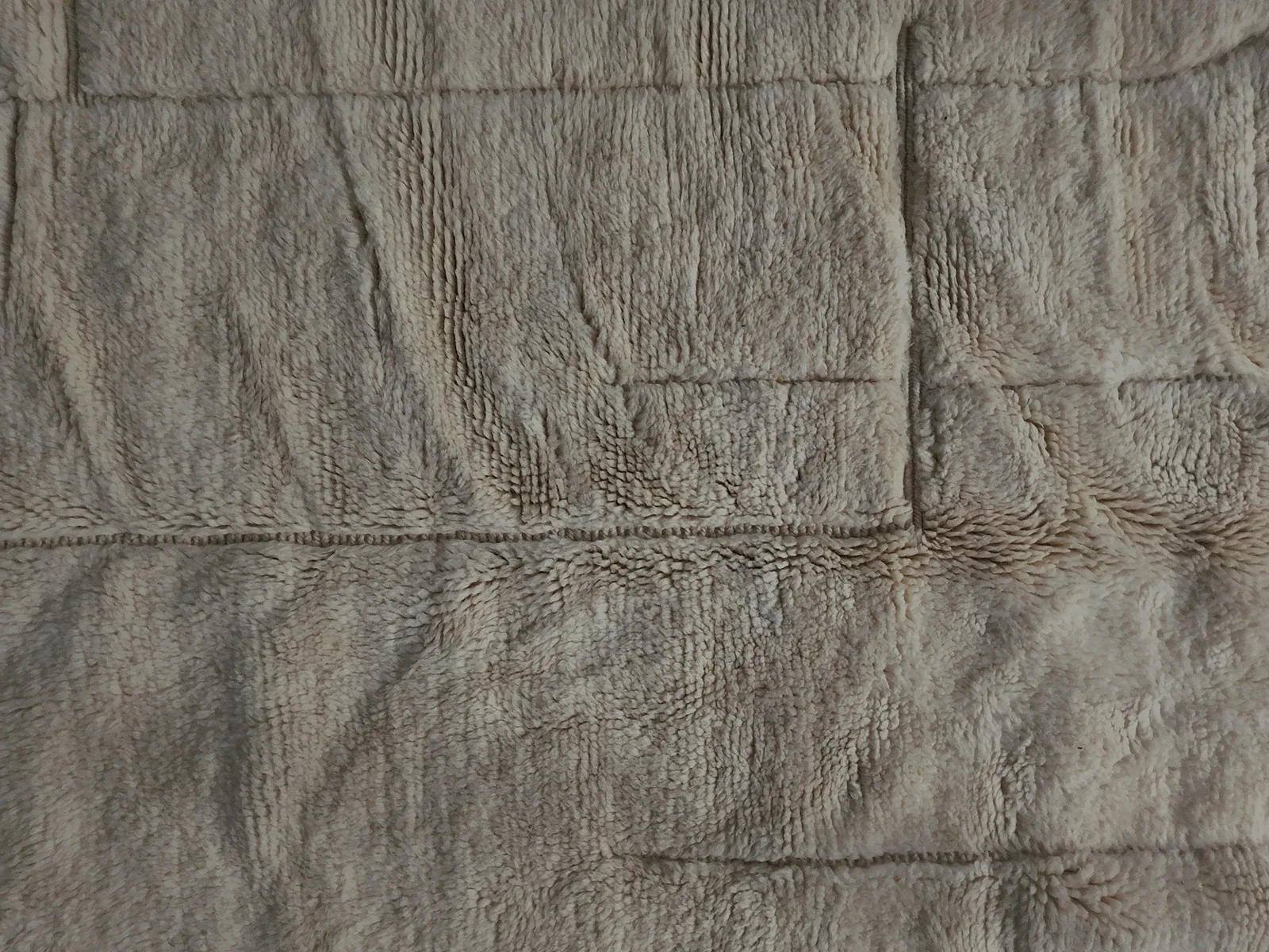 Tilelli — Beni Ourain Moroccan Rug, view 11 of 14