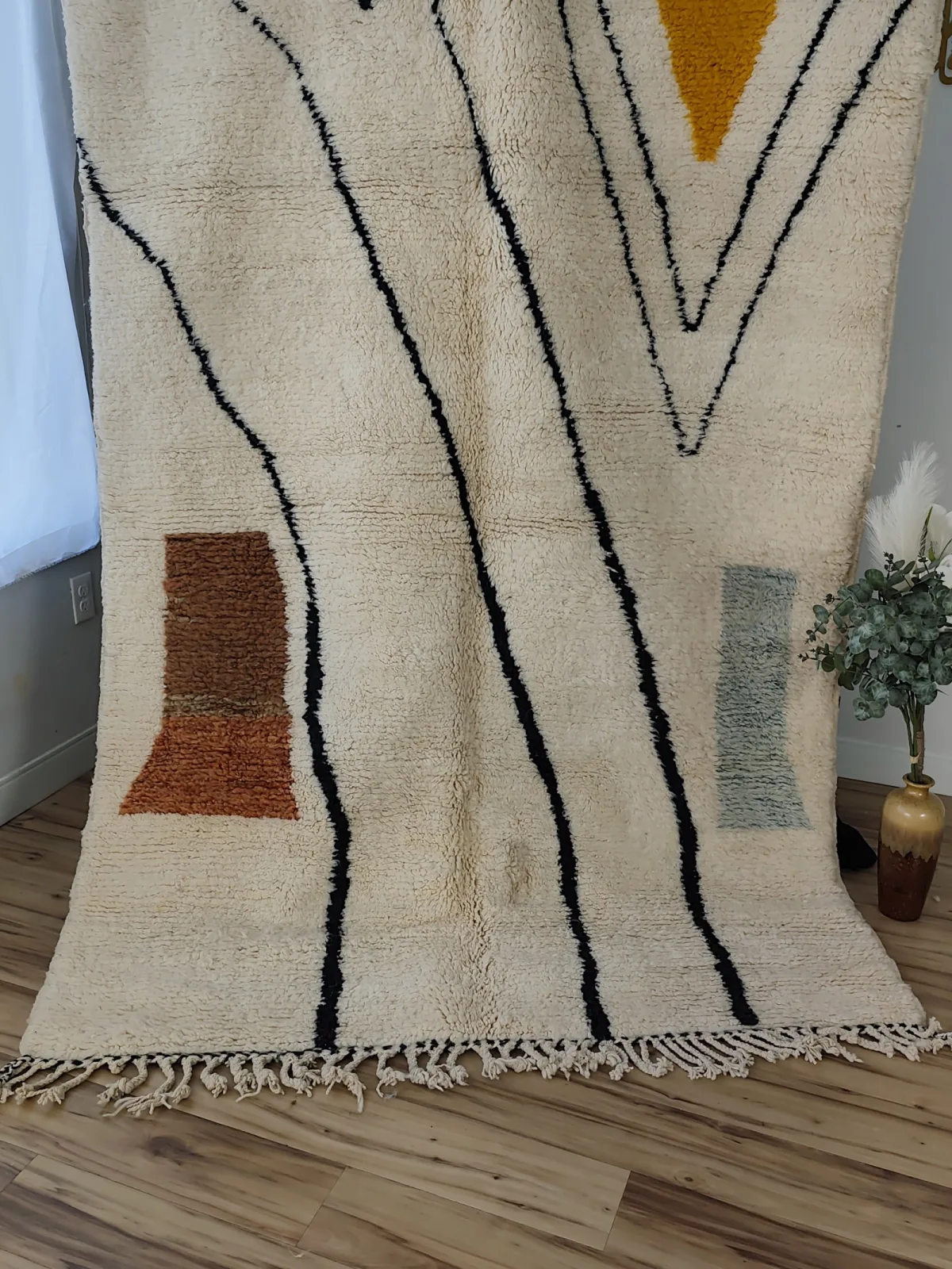 Warda — Contemporary Moroccan Rug handwoven Moroccan rug