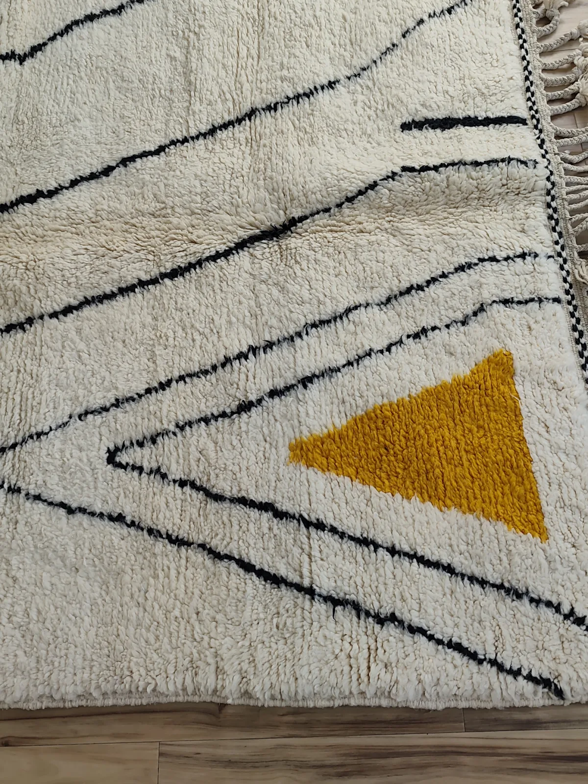 Warda — Contemporary Moroccan Rug, detail view 8 of 12