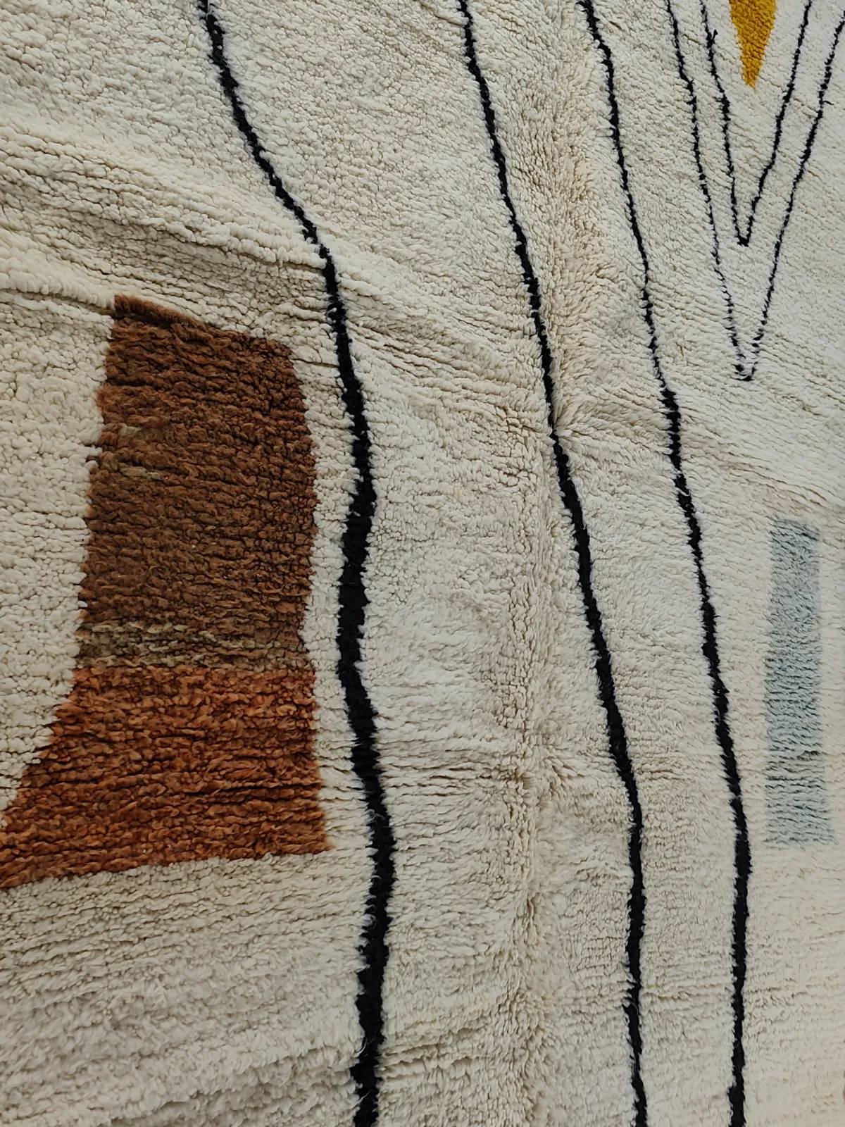 Warda — Contemporary Moroccan Rug, detail view 9 of 12