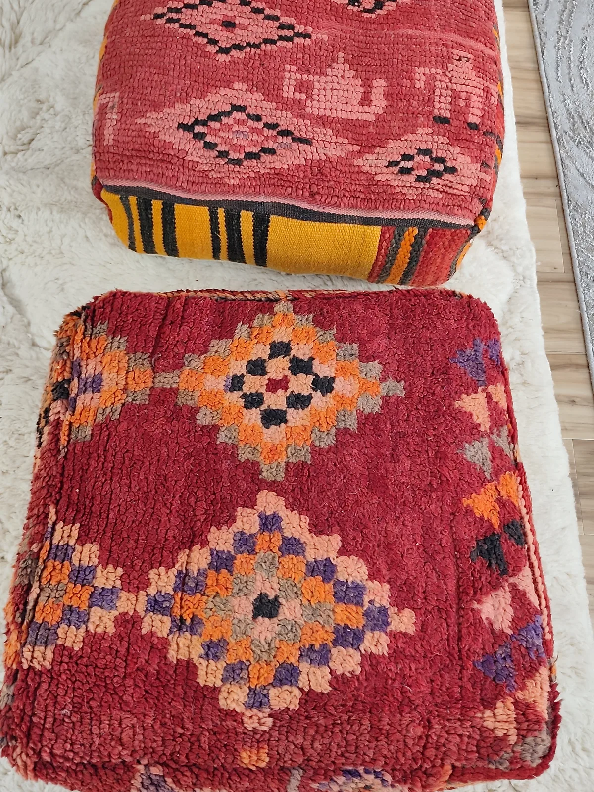 Zohra — amber diamond pouf, close view of the wool texture, view 4 of 6